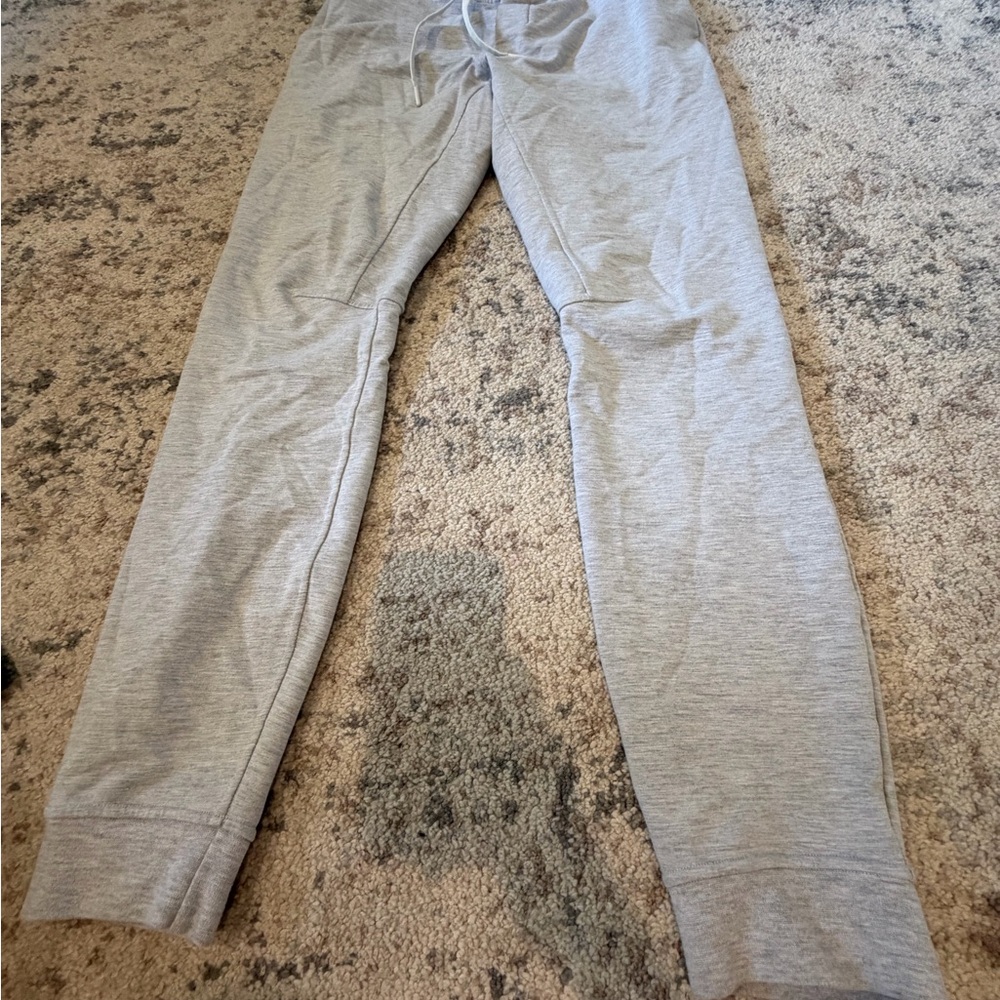 lululemon athletica Men's Heather Light Gray Joggers